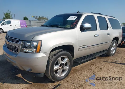 2009 Chevrolet Suburban 1500 Ltz из США, поврежденный, VIN 1GNFC360X9R292413